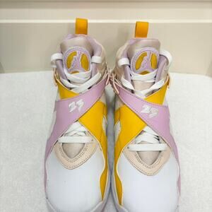 Air Jordan 8 Retro Sneaker- 6Youth/7.5 Women's